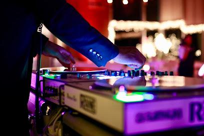 Platinum Entertainment