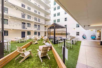 Yugo Charleston Campus