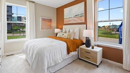 Renn Quarter by D.R. Horton