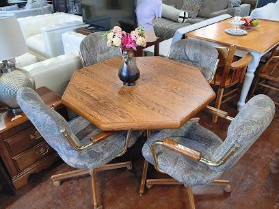 Martita's Second Hand Warrehouse