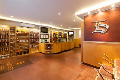 LEATHER SPA