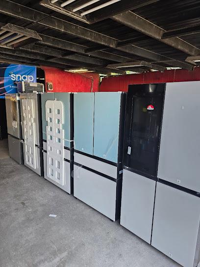 ERIN'S NEW SCRATCH & DENT APPLIANCES.