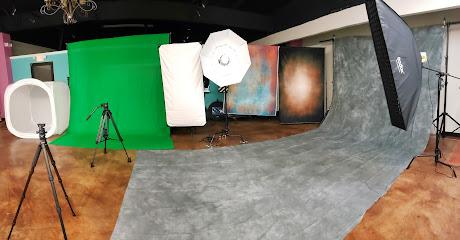 Pix Plaza Studio